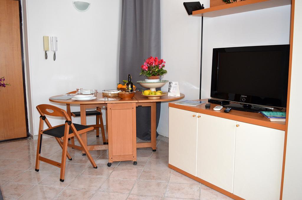Seawall Holiday Home Salerno Exterior foto