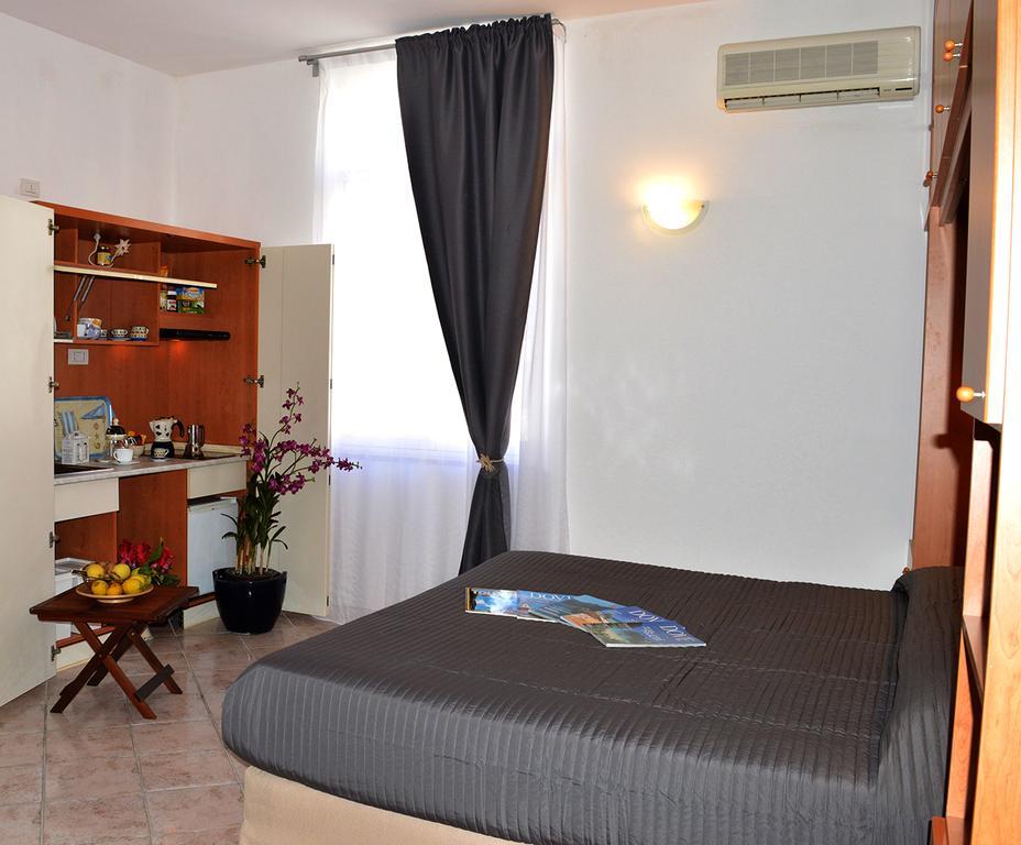 Seawall Holiday Home Salerno Exterior foto