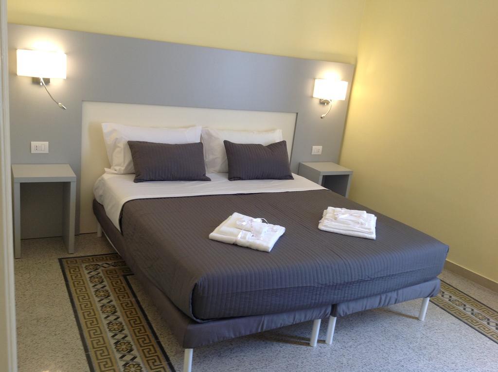 Seawall Holiday Home Salerno Exterior foto